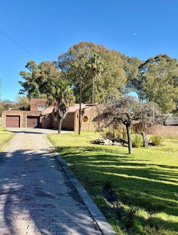 4 Bedroom Property for Sale in Heilbron Free State